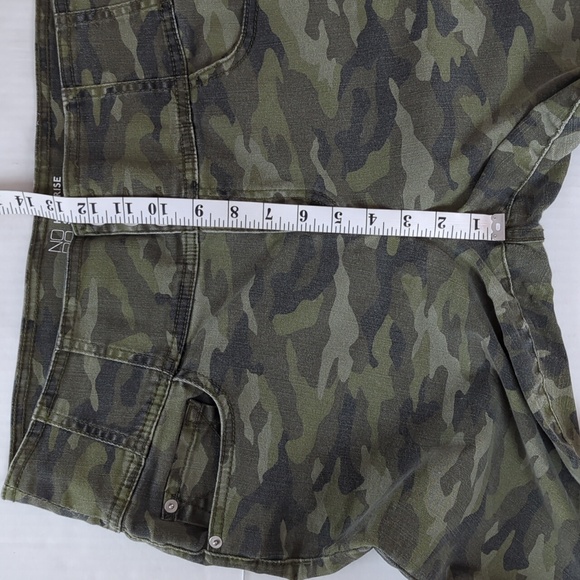 Nobo High Rise Sculpting Skinny Camo Jeans 19 Green Pockets - Picture 12 of 13